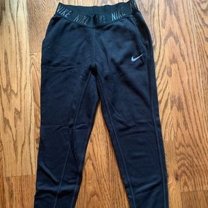nike soft cropped joggers